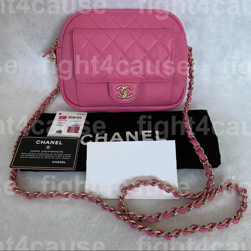 SOLD!!! CC Day Camera Case Crossbody Bag in Caviar